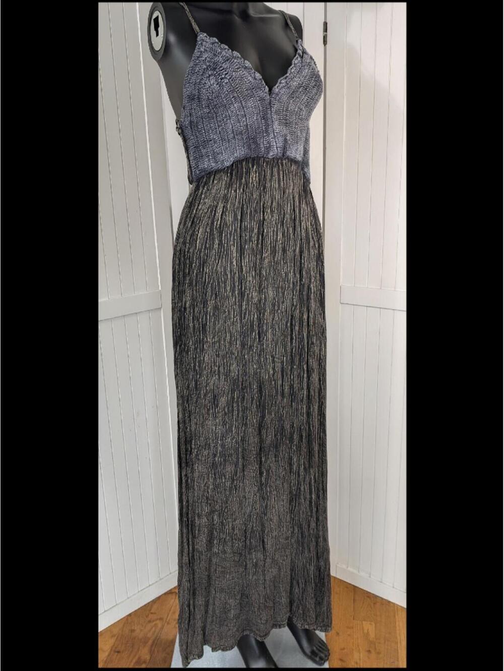 Be Beach By Exist Gray Smocked Maxi Dress M Rayon Crochet Bodice Boho